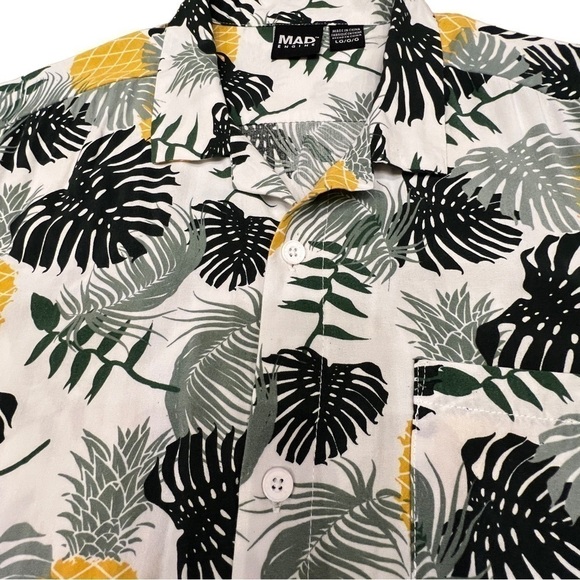 Mad Engine Men’s Pineapple & Palm Leaf Button Down Shirt, Size Large. - Picture 4 of 11